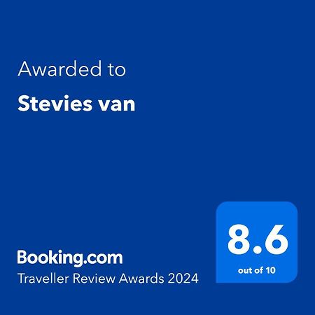 Stevies Van Tunstall  Buitenkant foto
